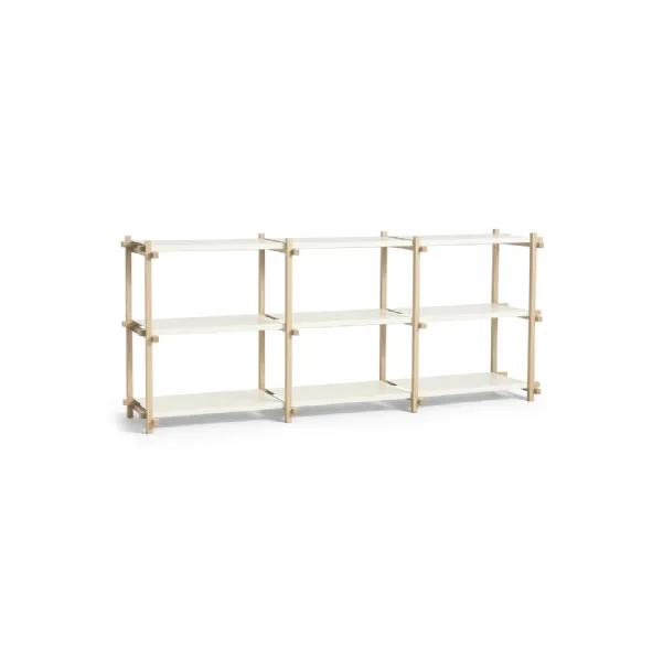 Immagine principale Scaffale Woody in rovere saponato con ripiani in acciaio bianco