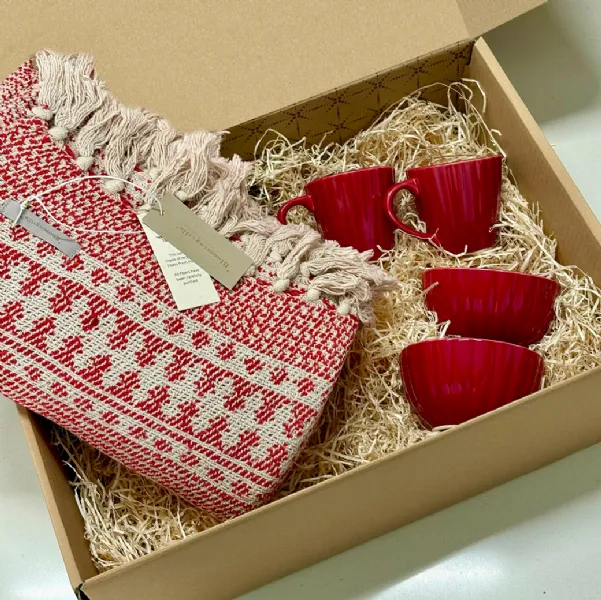 Immagine principale Box di natale 13: il regalo perfetto per sorprendere i tuoi cari questo natale